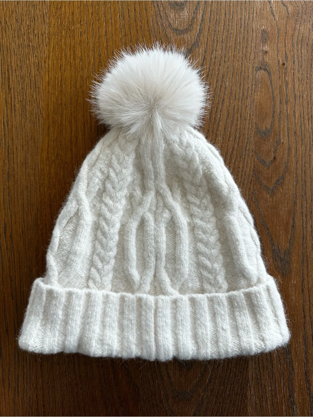 Lululemon Athletica Cable Knit Twist Warm Pom Pom Beanie Winter Hat
